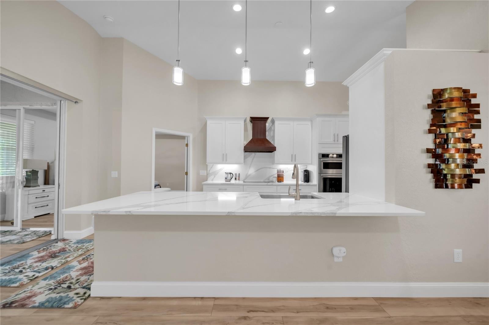 1358 HEDGEWOOD CIR