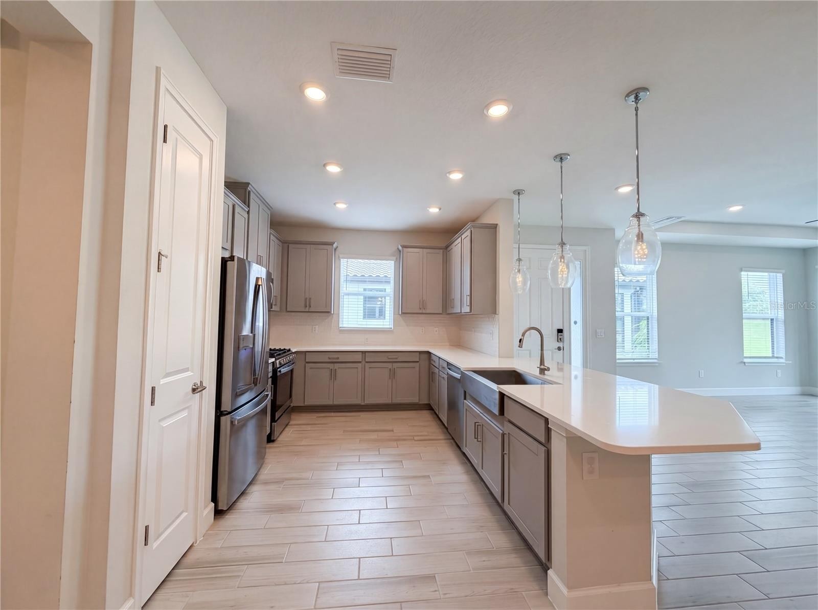 10064 MORNING MIST LN