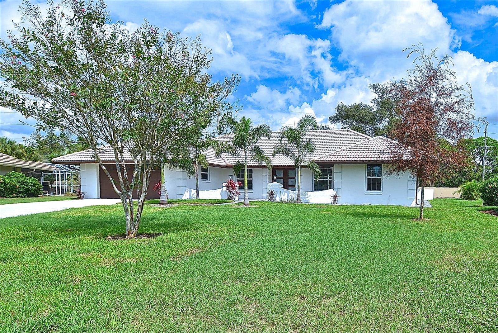 102 WINDWARD DR