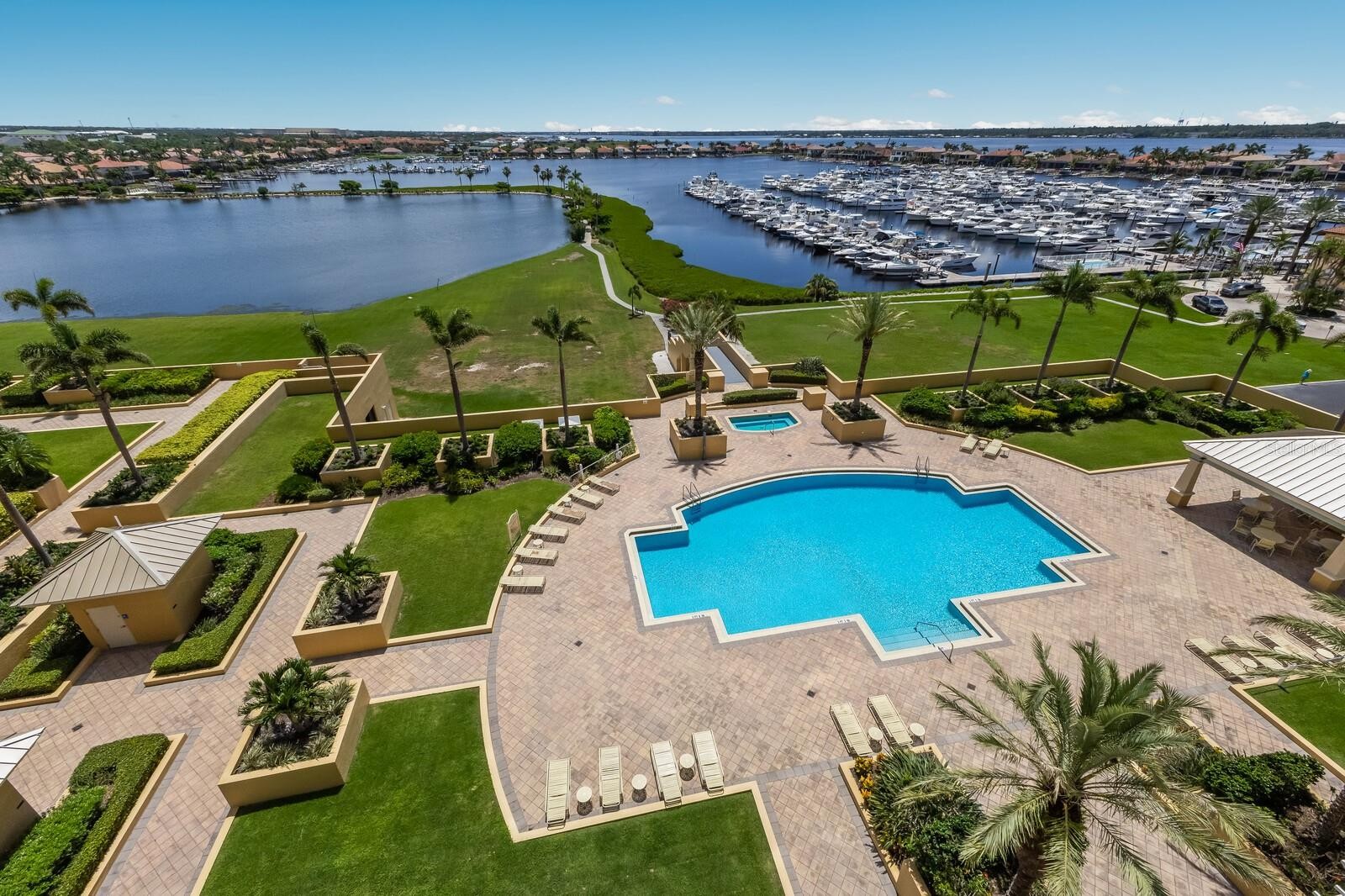 130 RIVIERA DUNES WAY #601