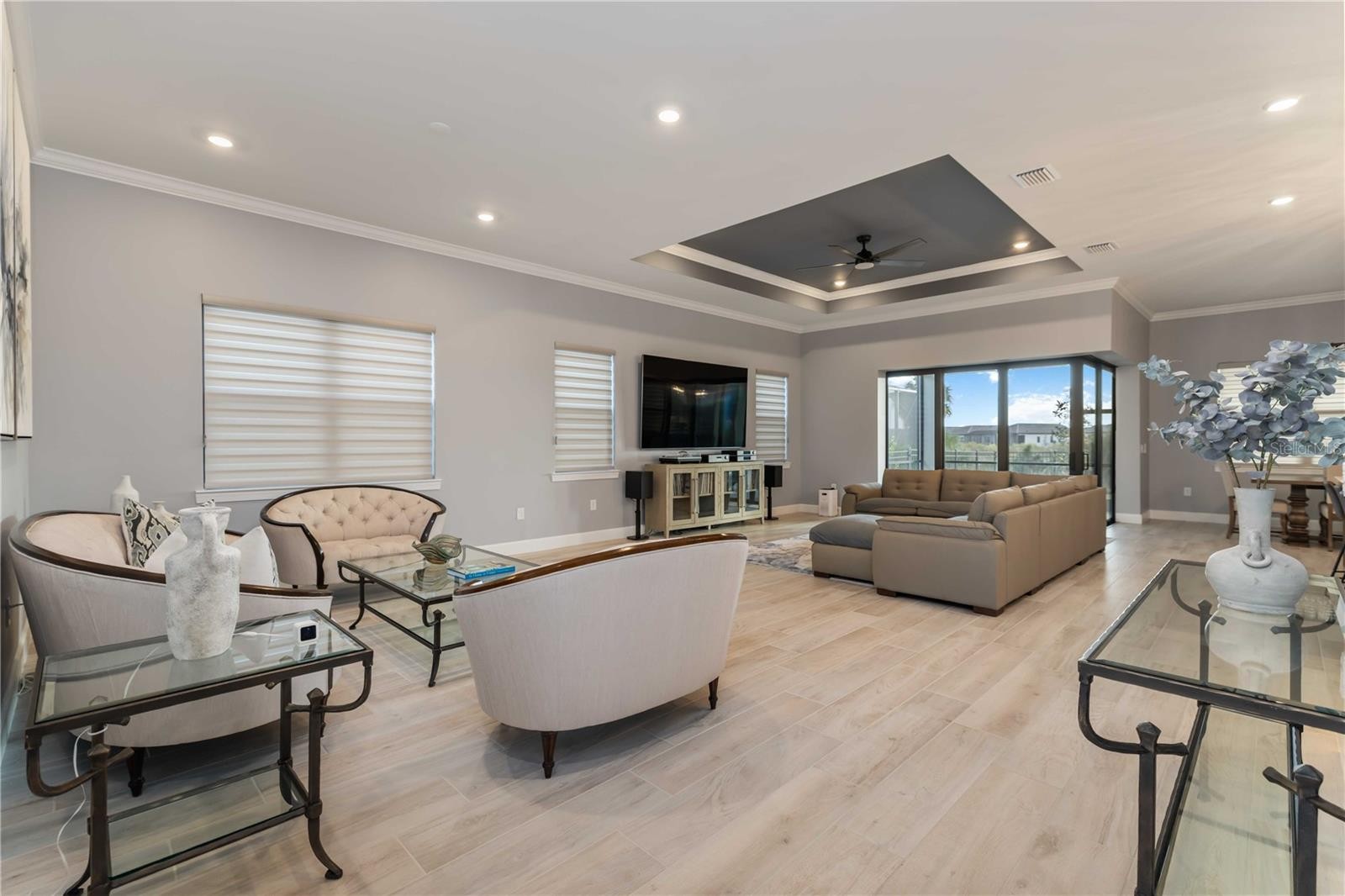 6075 SAWGRASS LAKE CT