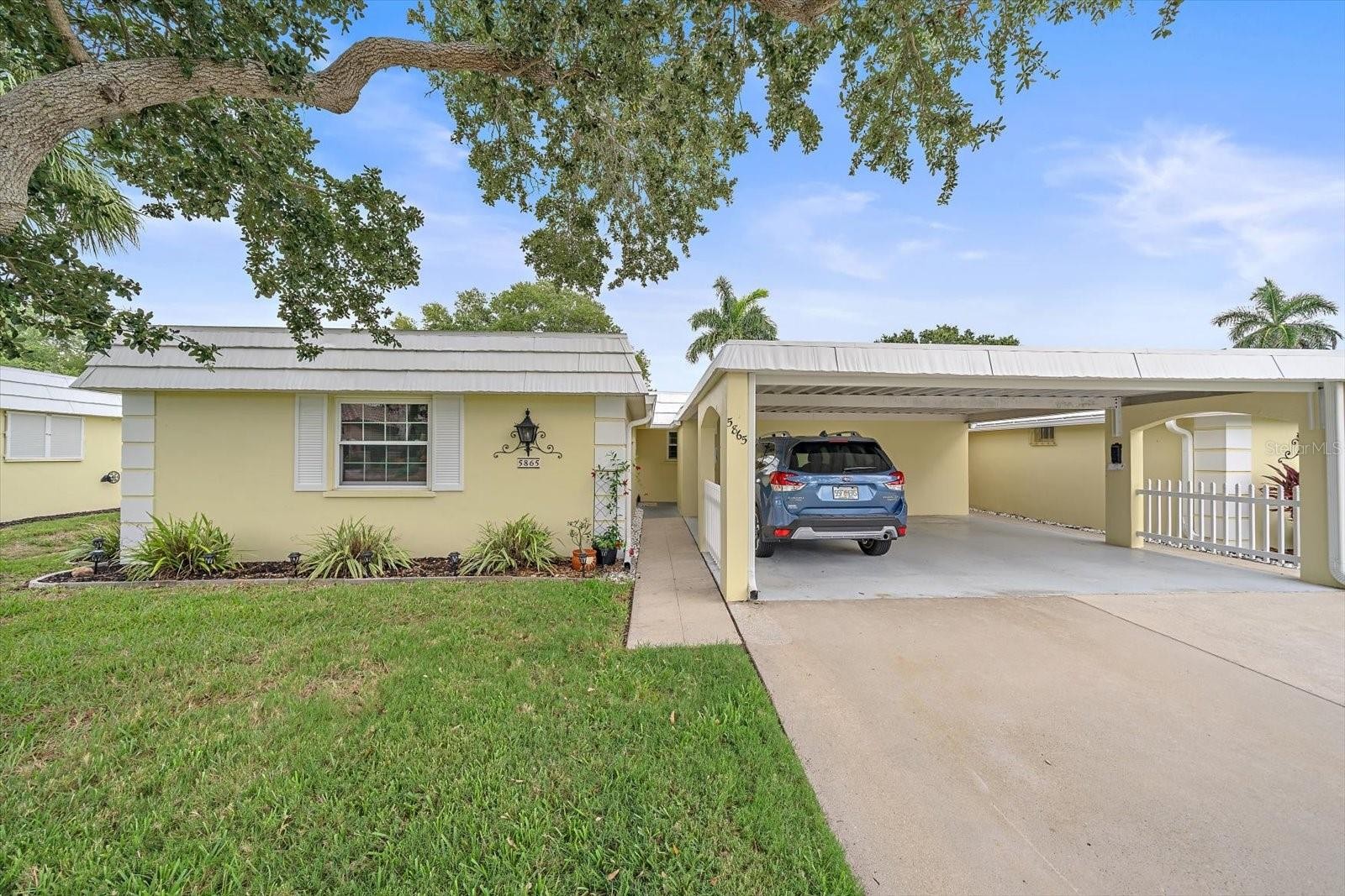 5865 TIDEWOOD AVE #8