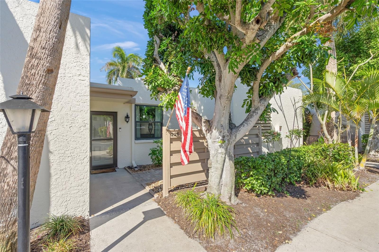 226 SHERWOOD DR #226