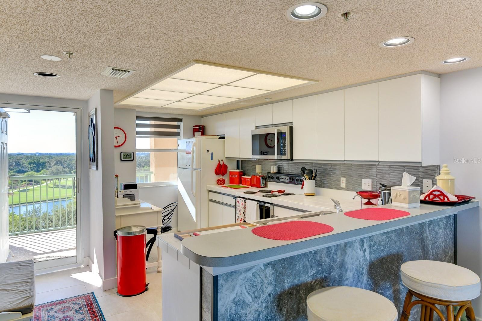 2320 TERRA CEIA BAY BLVD #811