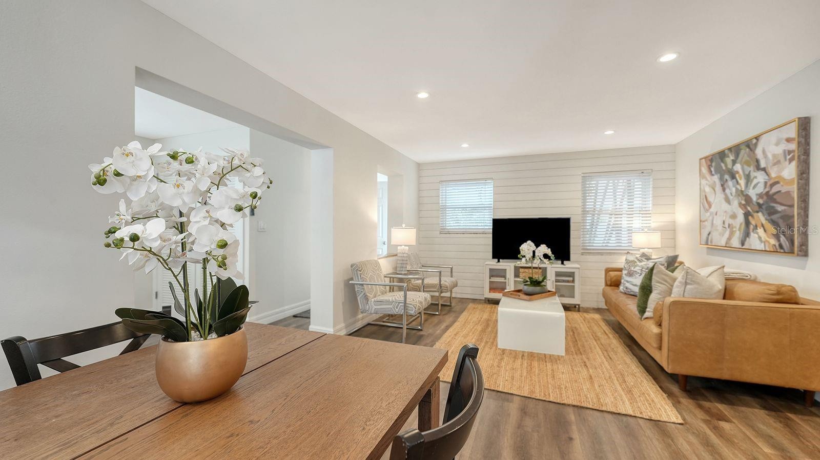 5610 AVENIDA DEL MARE