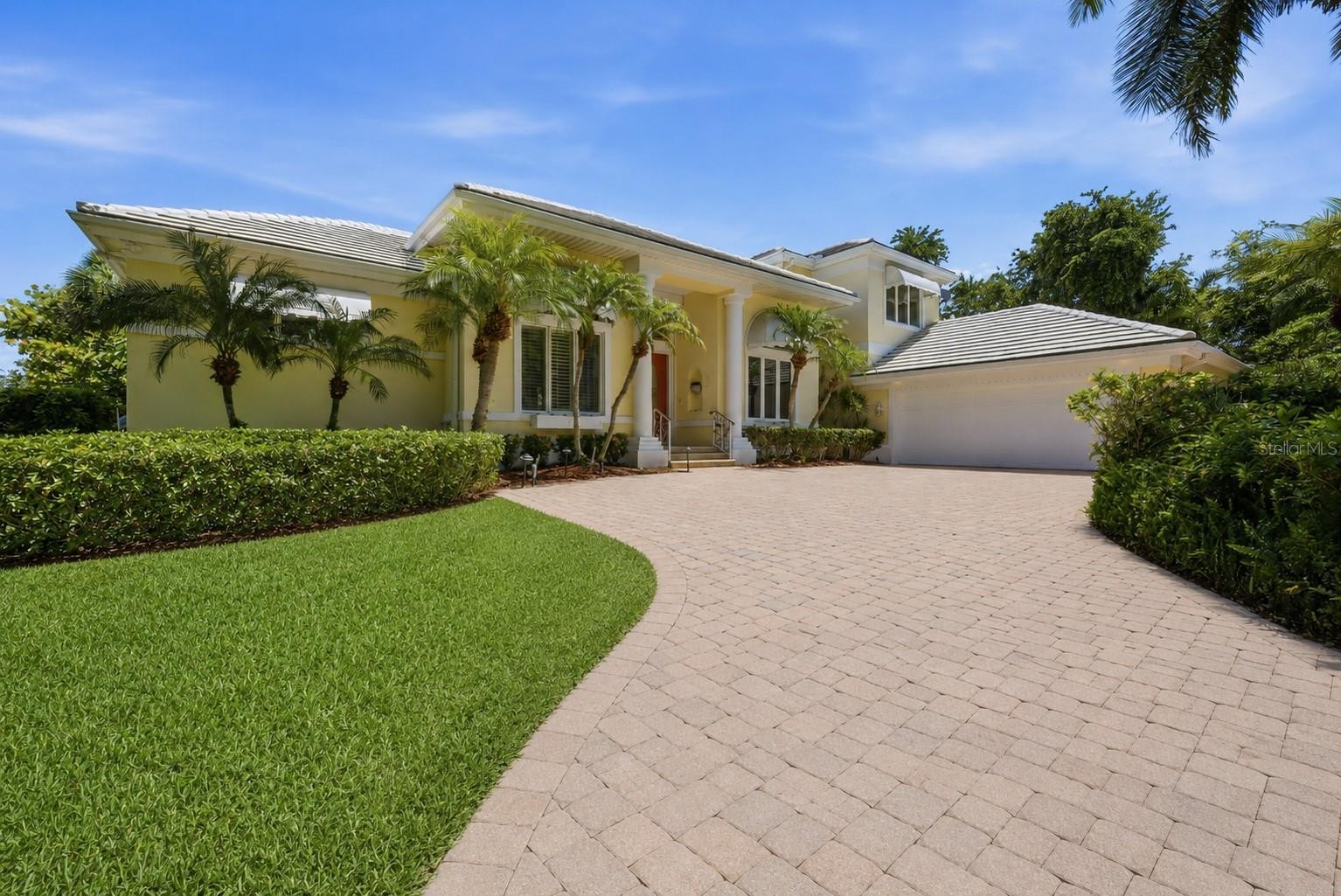 3344 SABAL COVE LN
