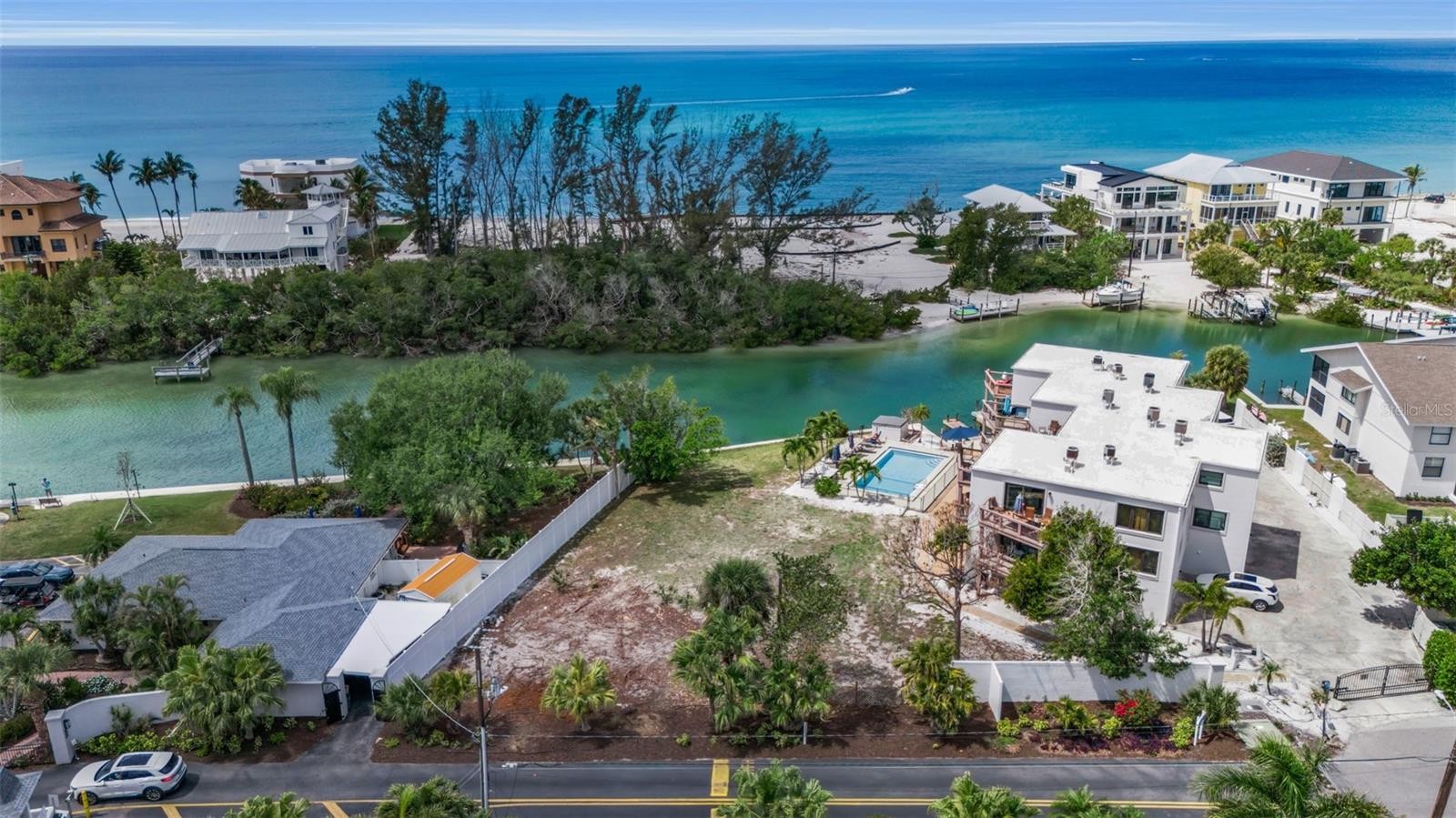 9244 MIDNIGHT PASS RD