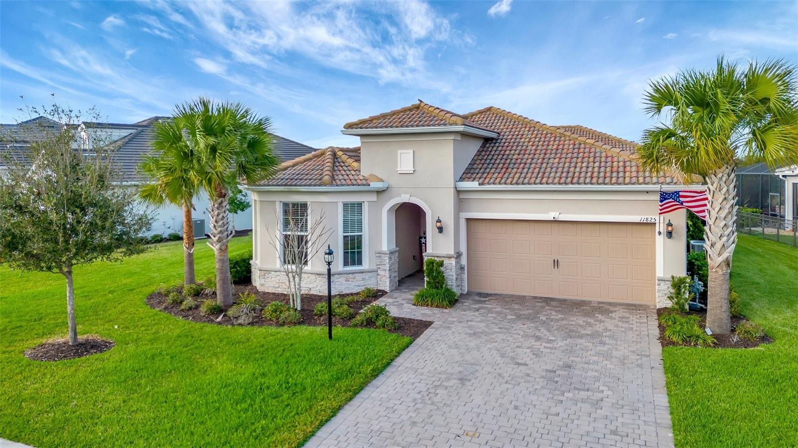 11825 BLUE HILL TRL