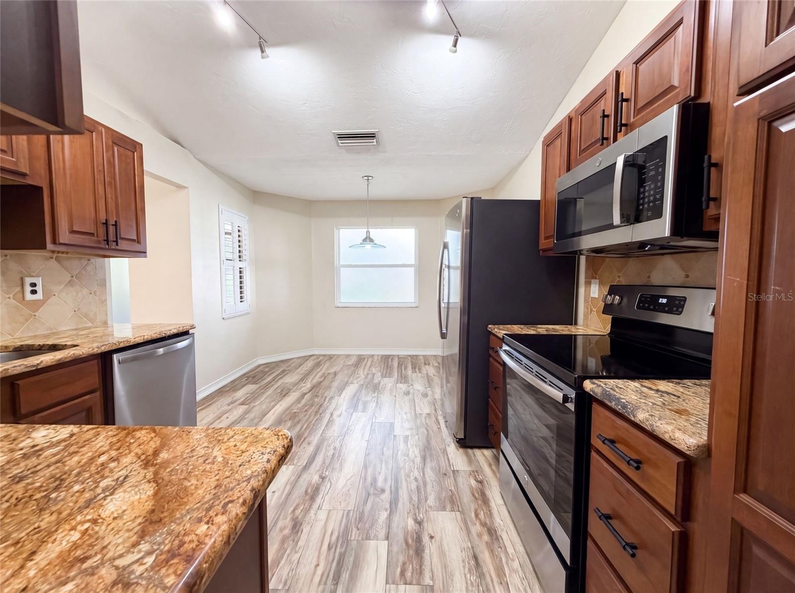 3430 55TH DR E