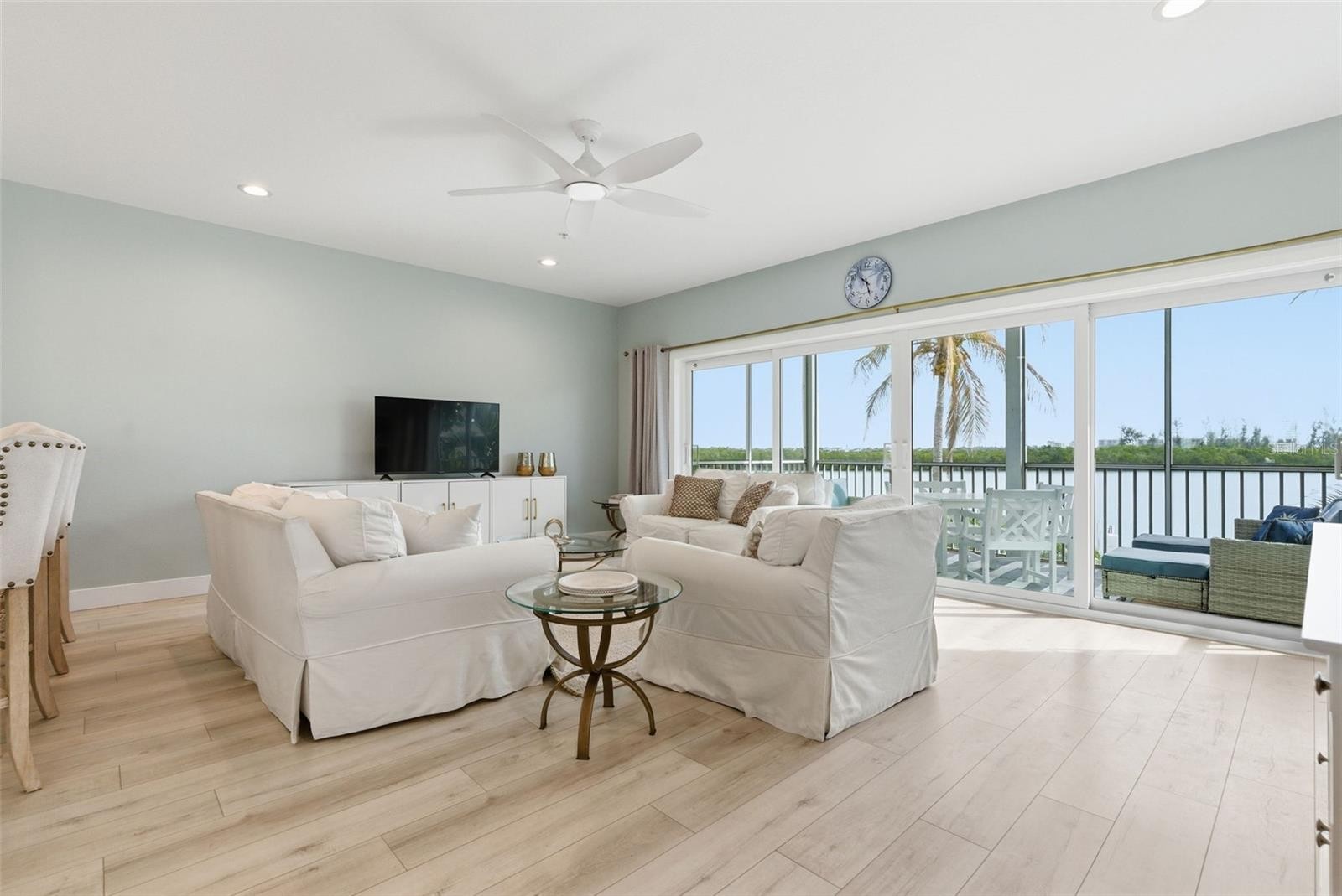 9211 MIDNIGHT PASS RD #6