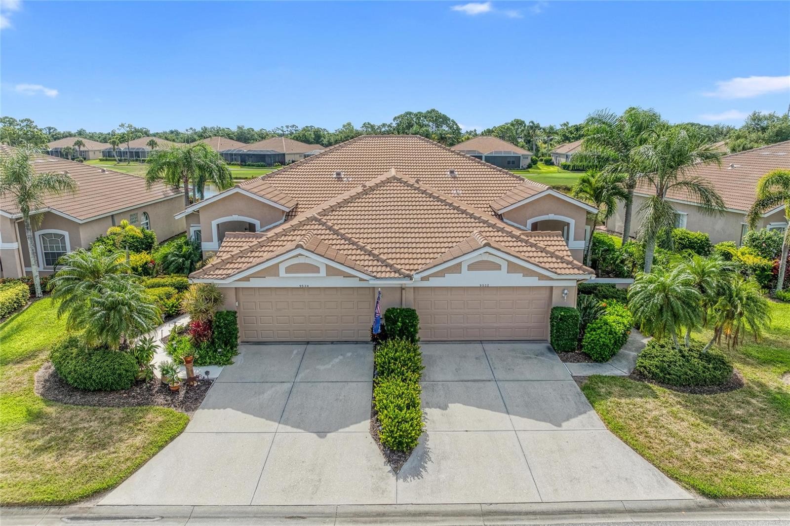 9532 FOREST HILLS CIRCLE