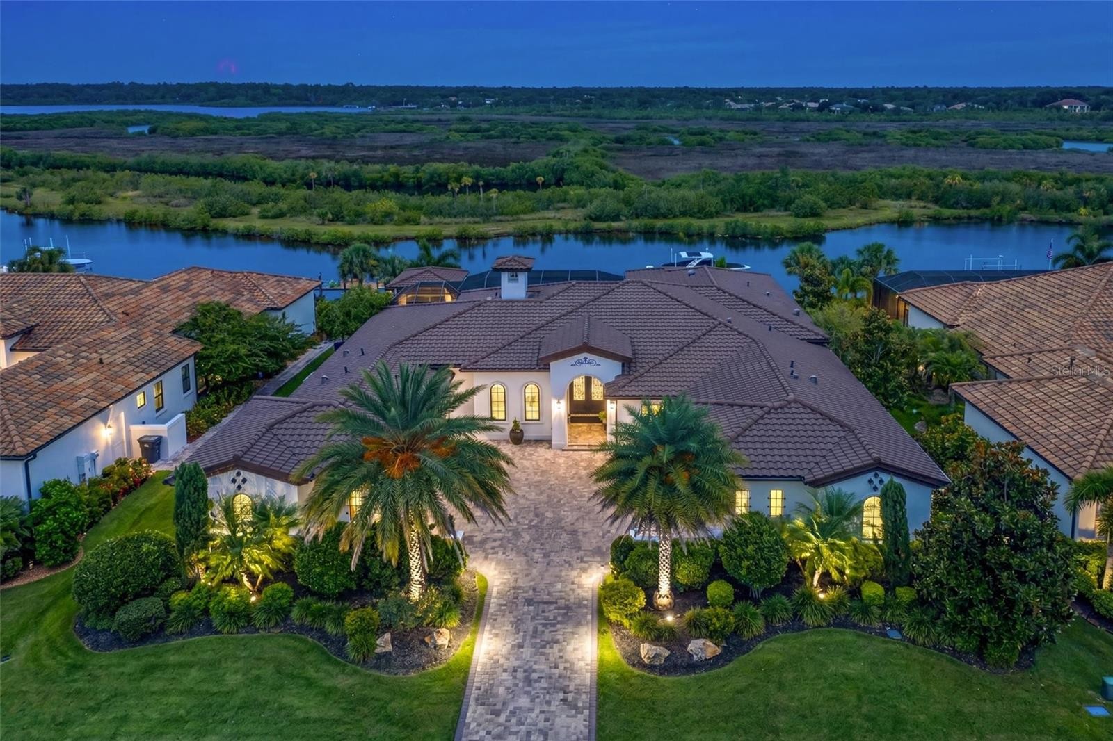 11424 HARBOURSIDE LN