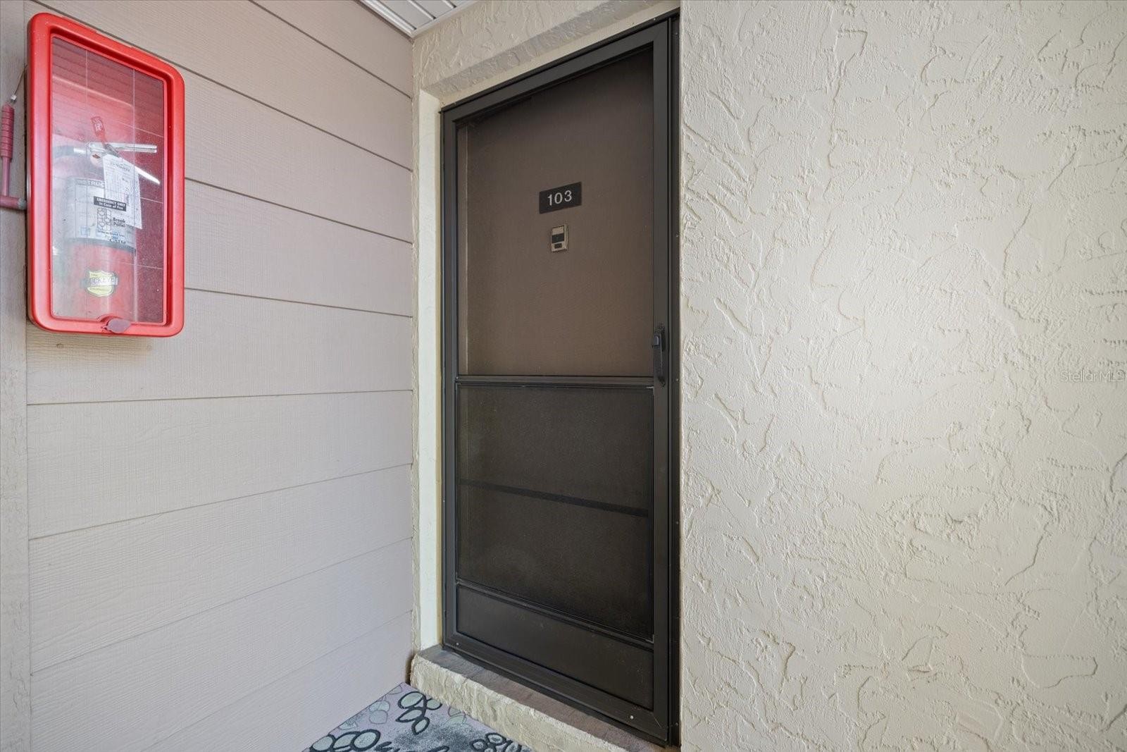 634 BIRD BAY DR E #103