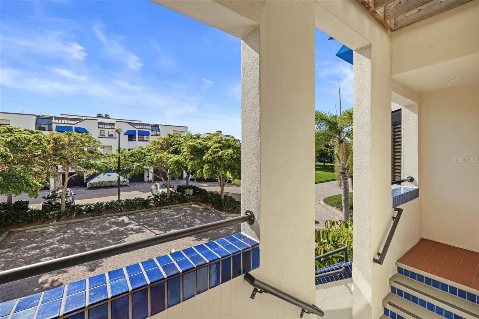 2012 HARBOURSIDE DR #2104