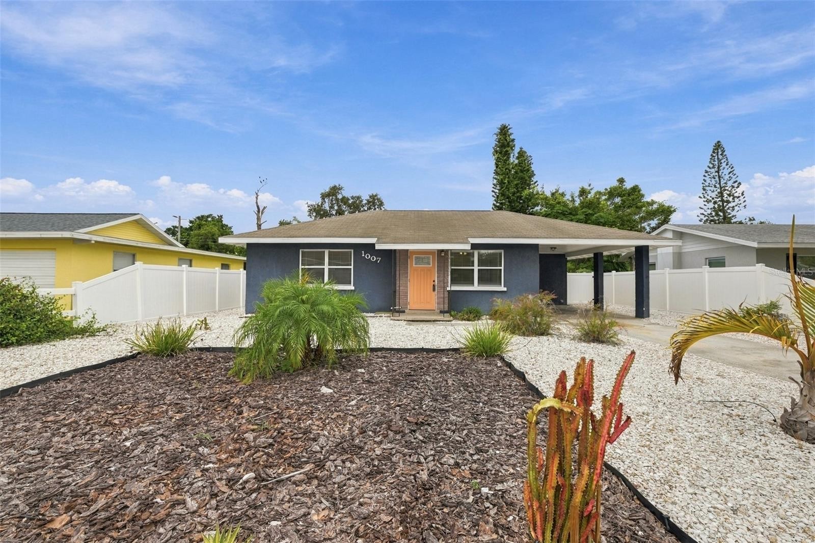 1007 21ST AVE W
