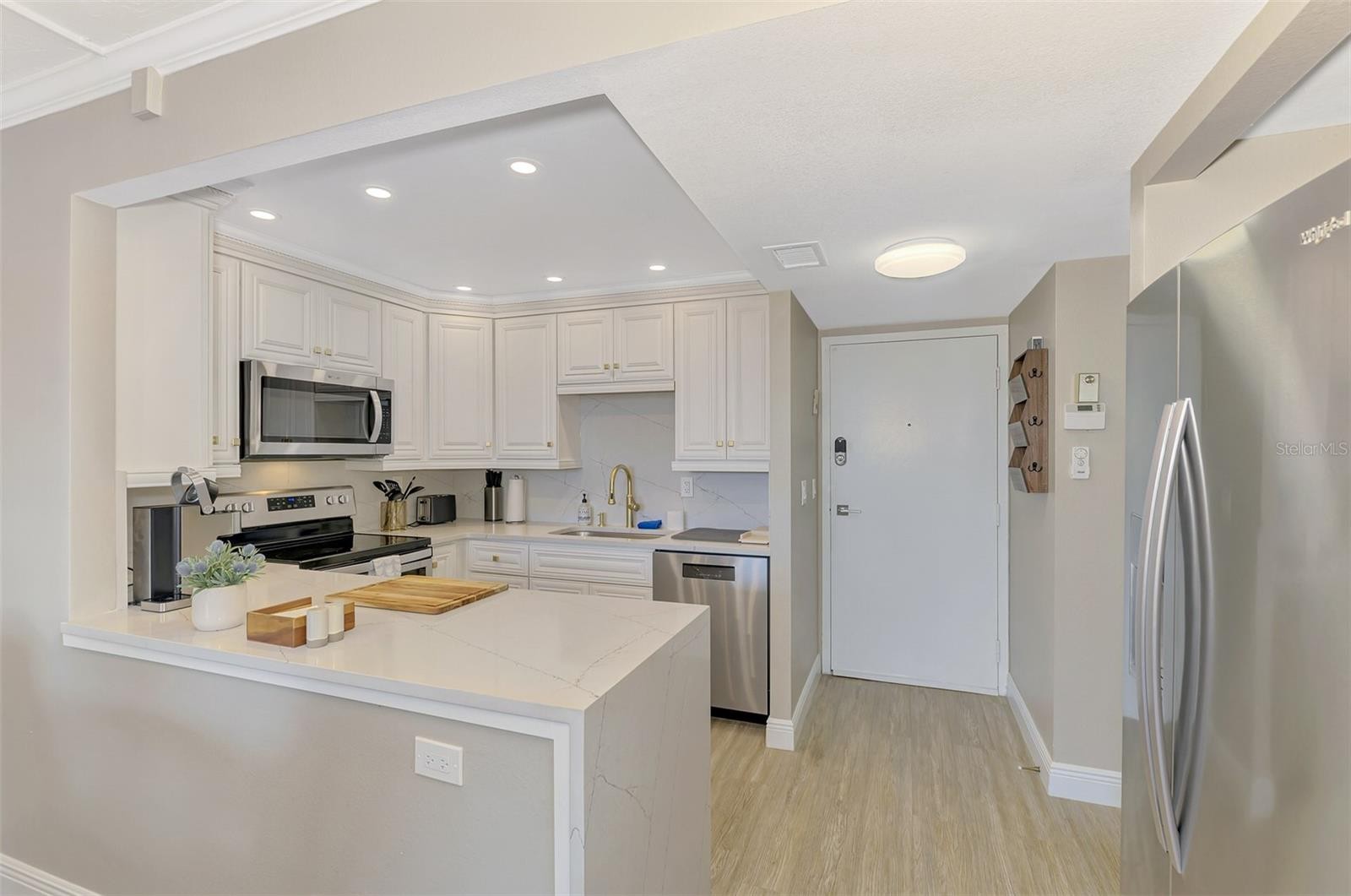 5855 MIDNIGHT PASS RD #333