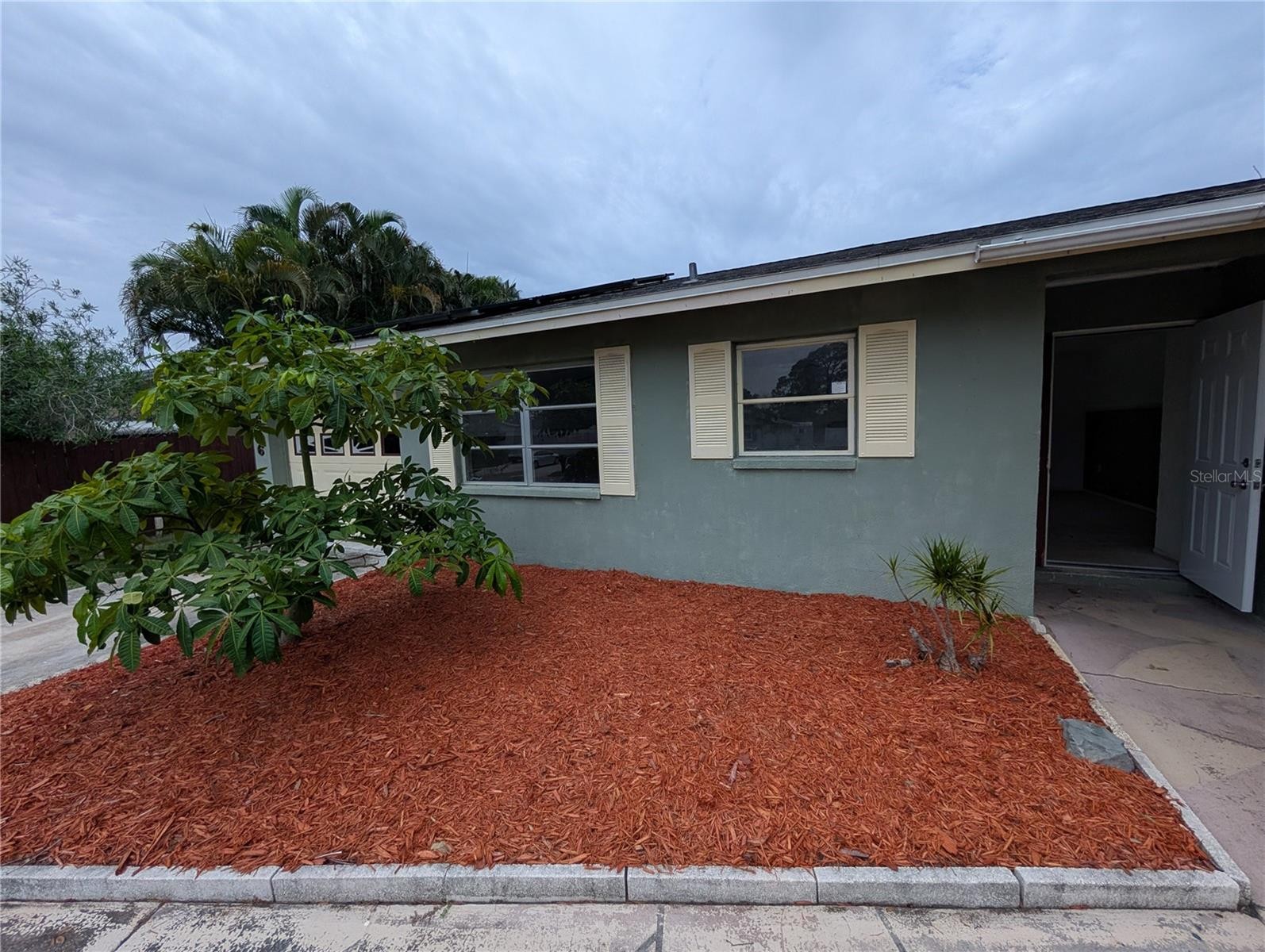 3646 LAKEWOOD DR