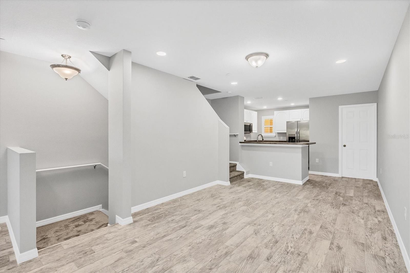 8944 WHITE SAGE LOOP #3204