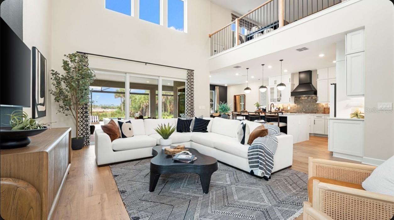 7895 INTERSTELLAR AVE