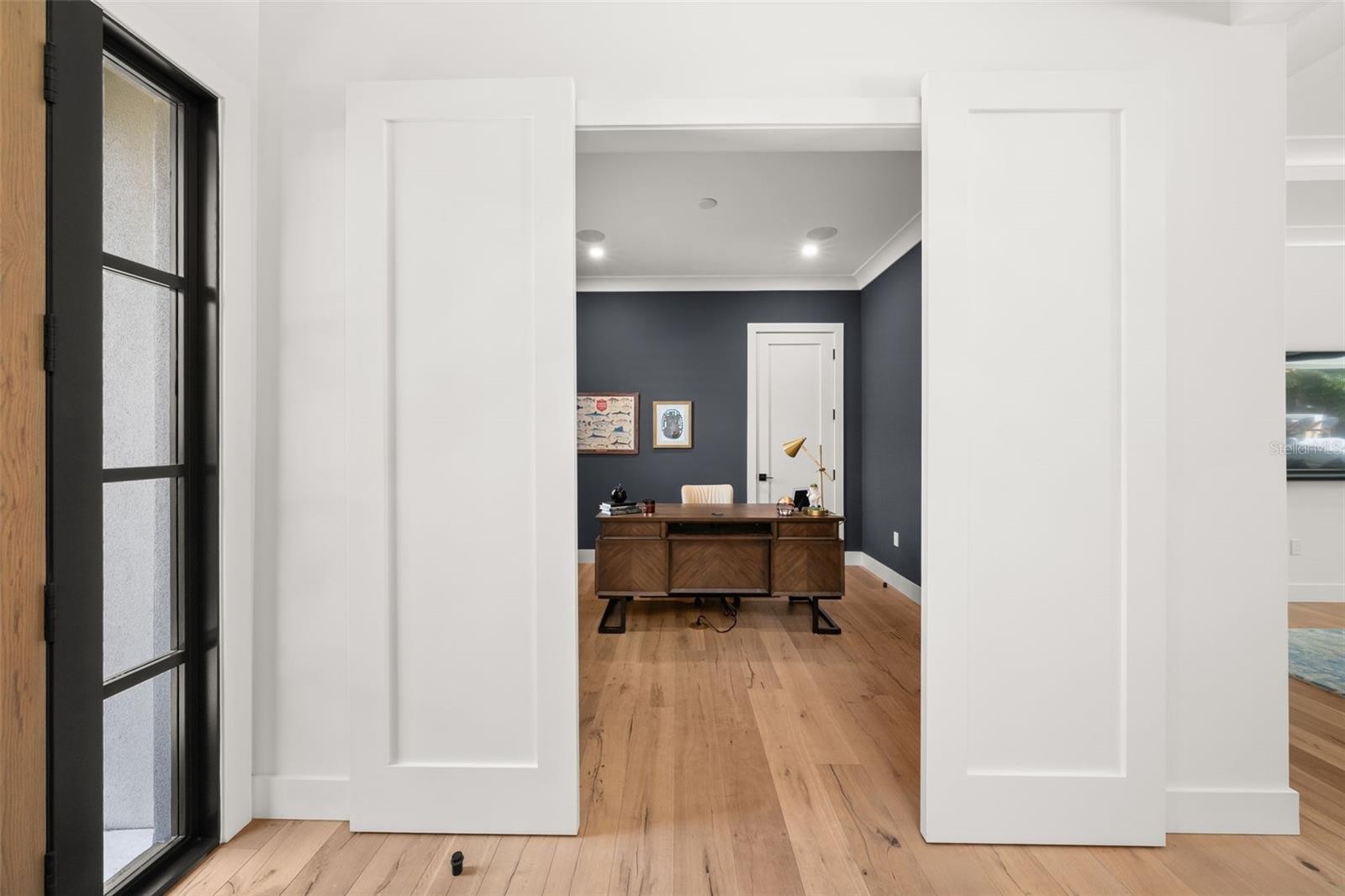 1815 S LAKE SHORE DR