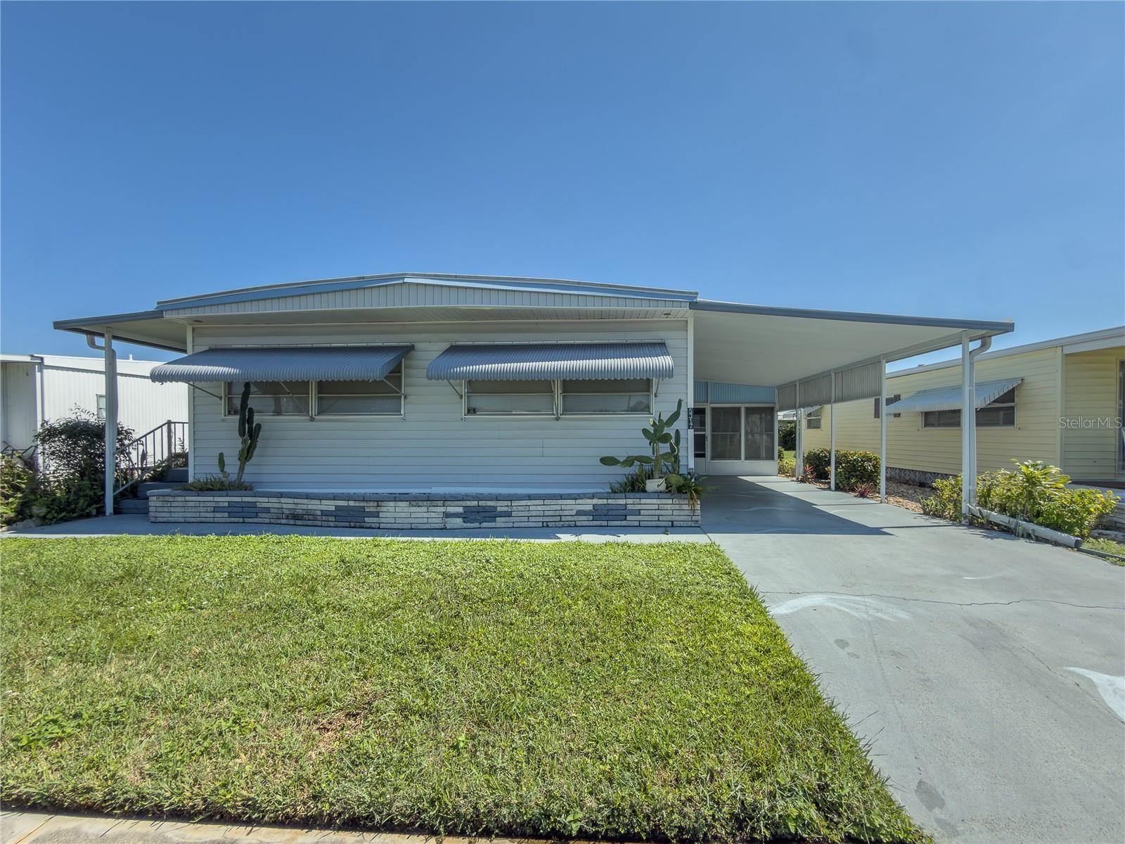 5317 CHATEAU LN