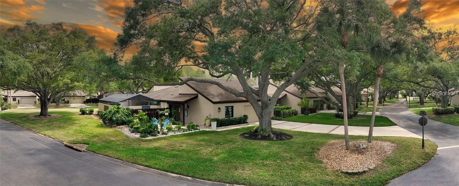 3842 GLEN OAKS MANOR DR