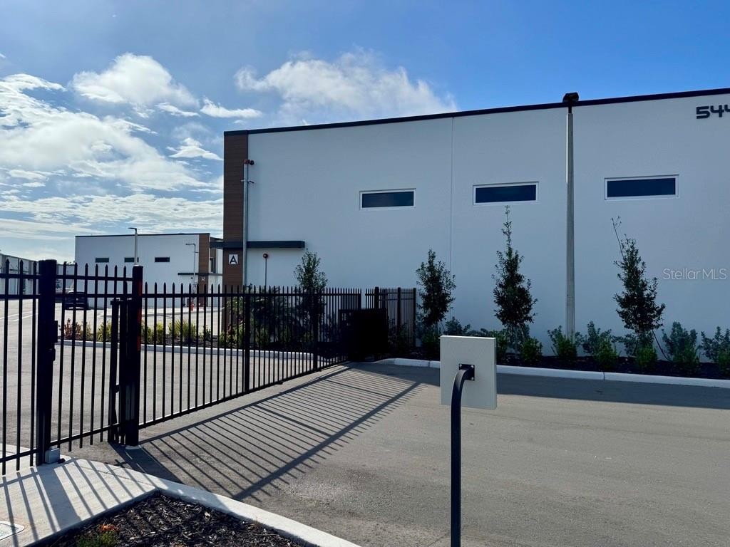 5421 COMMUNICATIONS PKWY #40