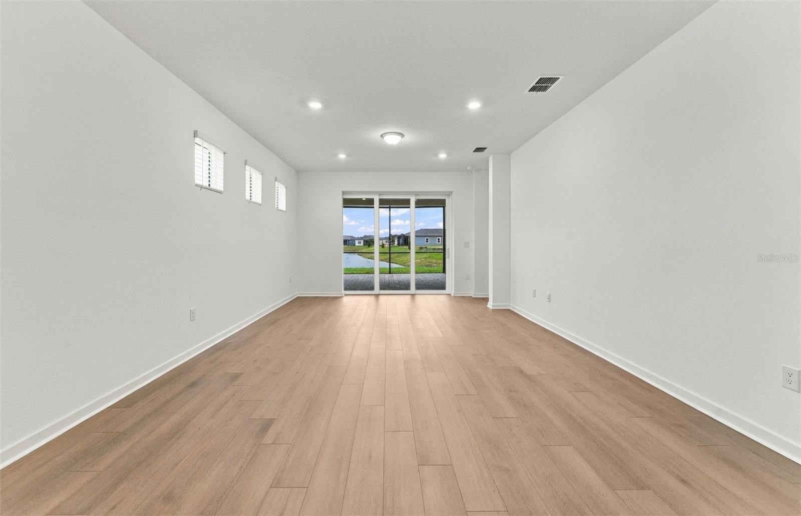 15029 SUNBEAM ST