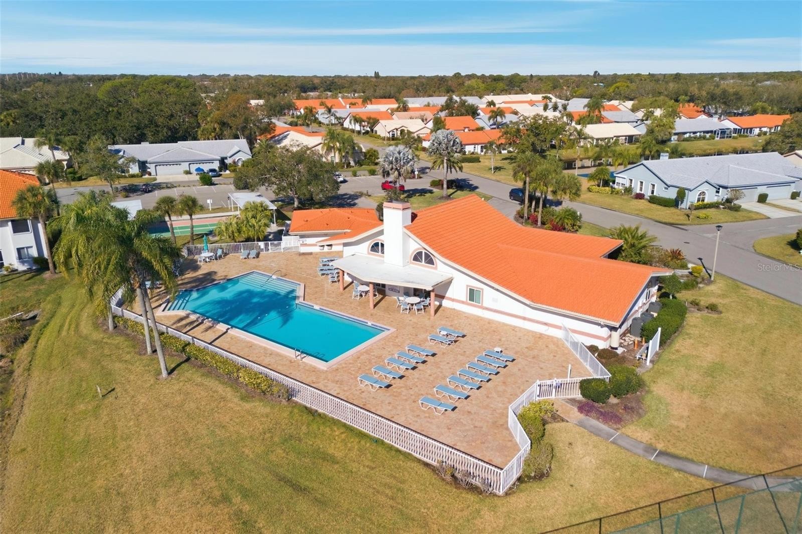 4132 SALERNES AVE #3095