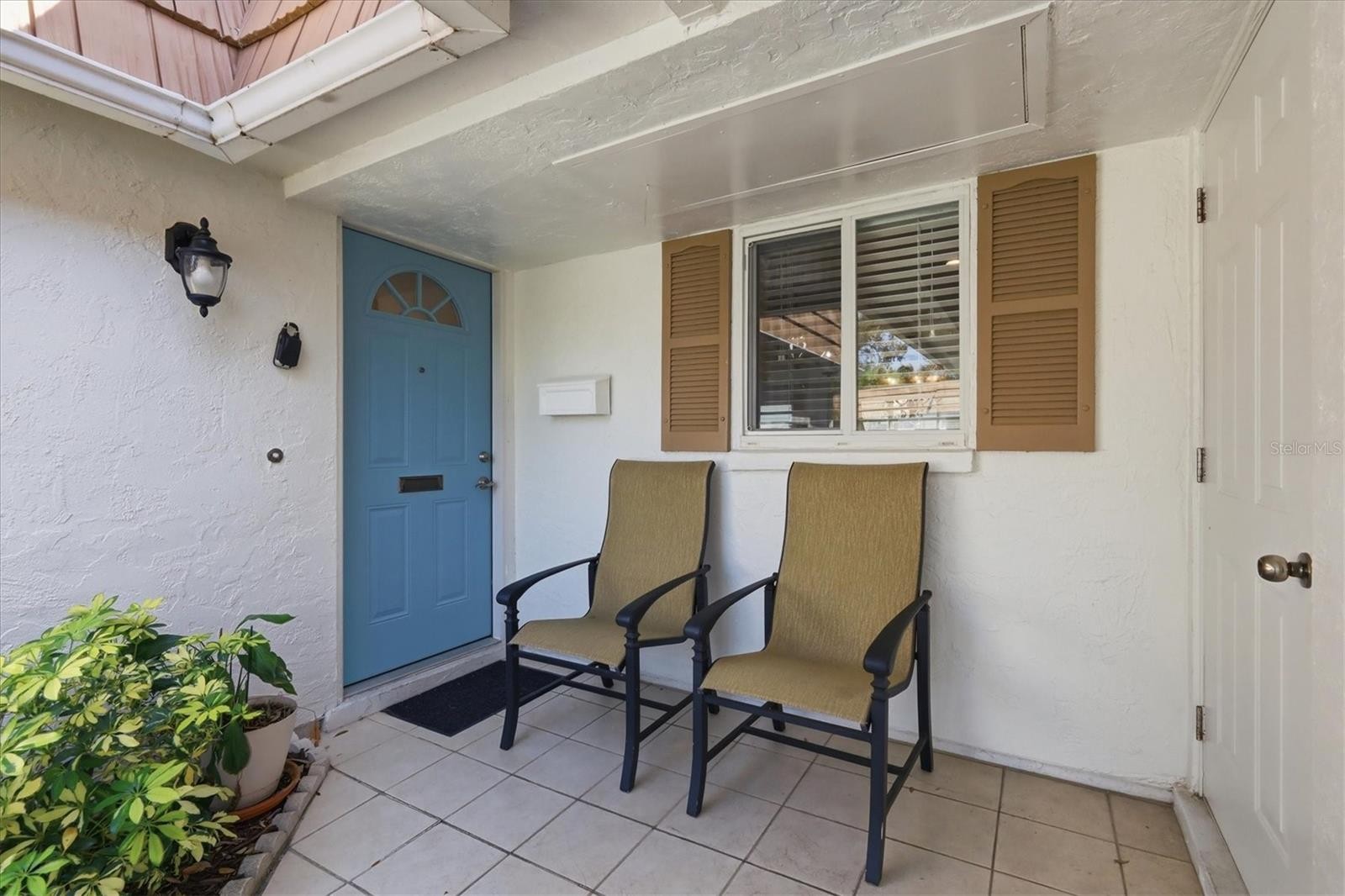 2713 RIVERBLUFF CT #V101