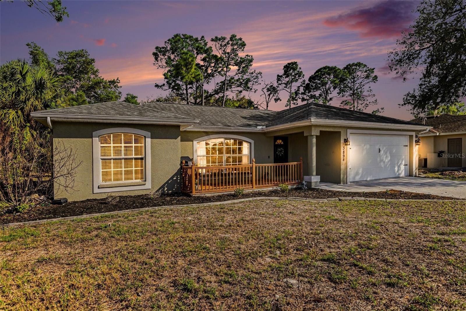 3894 S CHAMBERLAIN BLVD