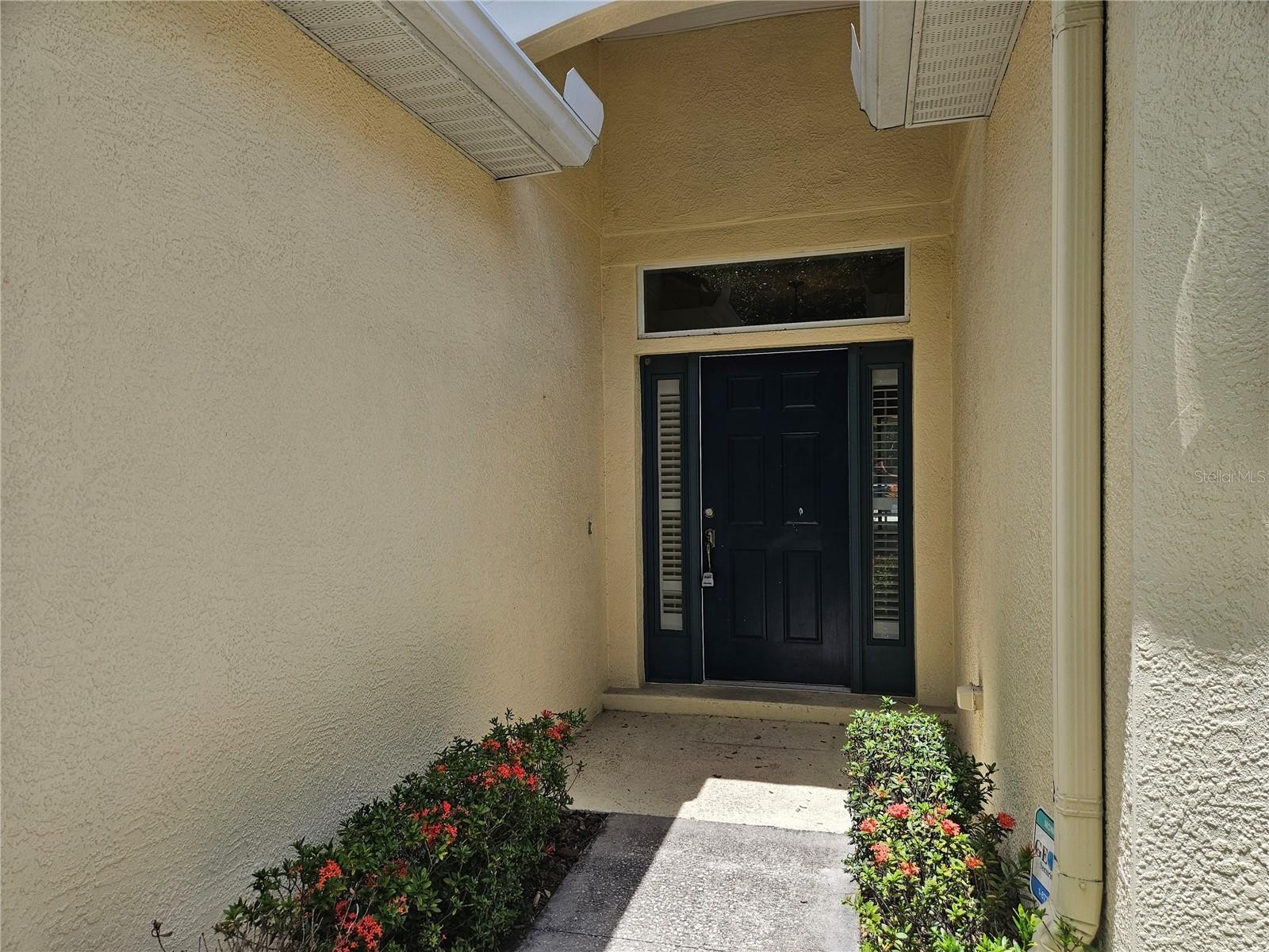 12112 MAPLE RIDGE DR