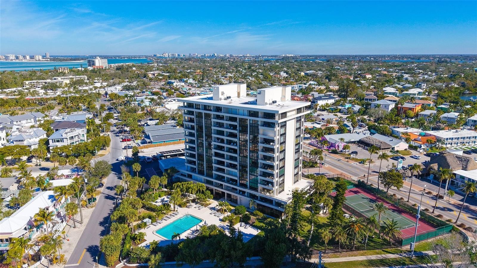 5300 OCEAN BLVD #301