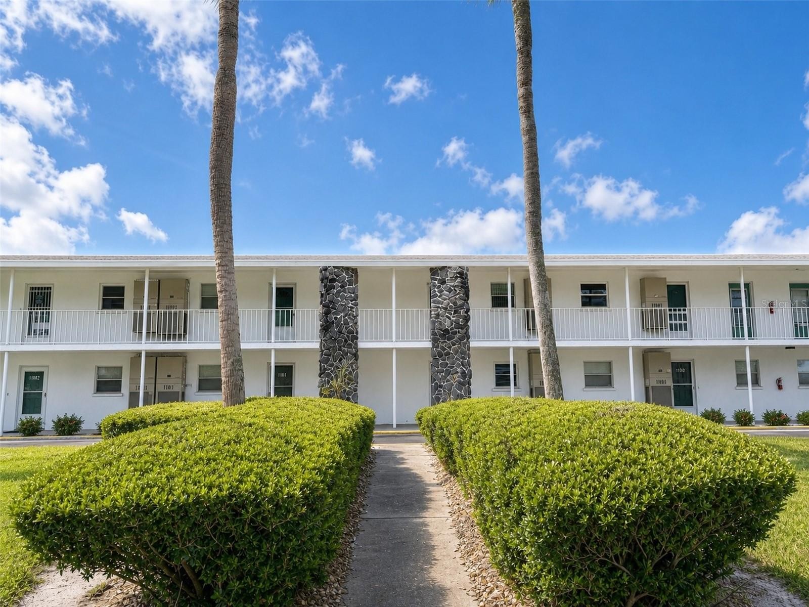 3900 ROXANE BLVD #11B