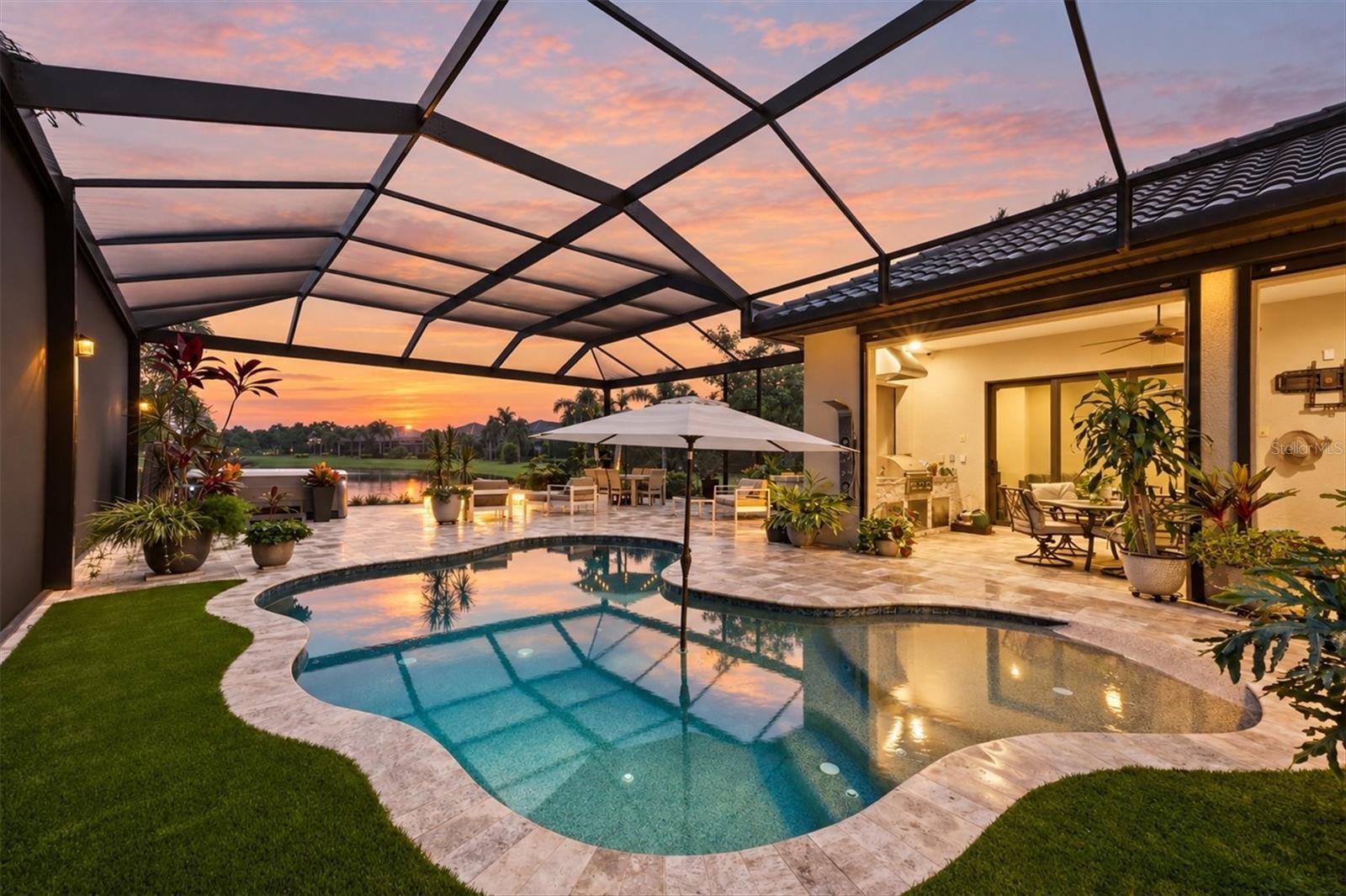7235 PRESTBURY CIR