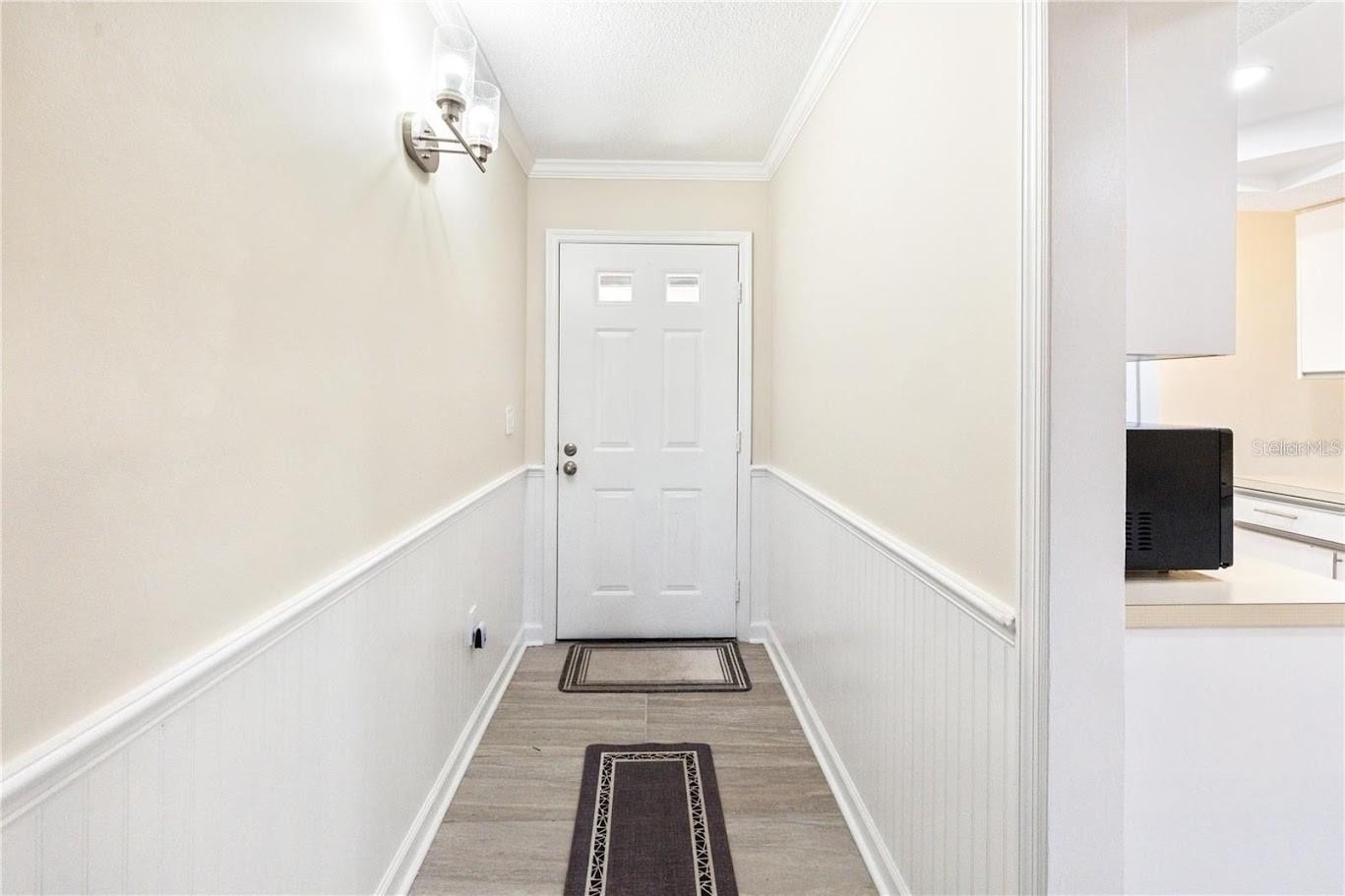 6211 TIMBER LAKE DR #B9