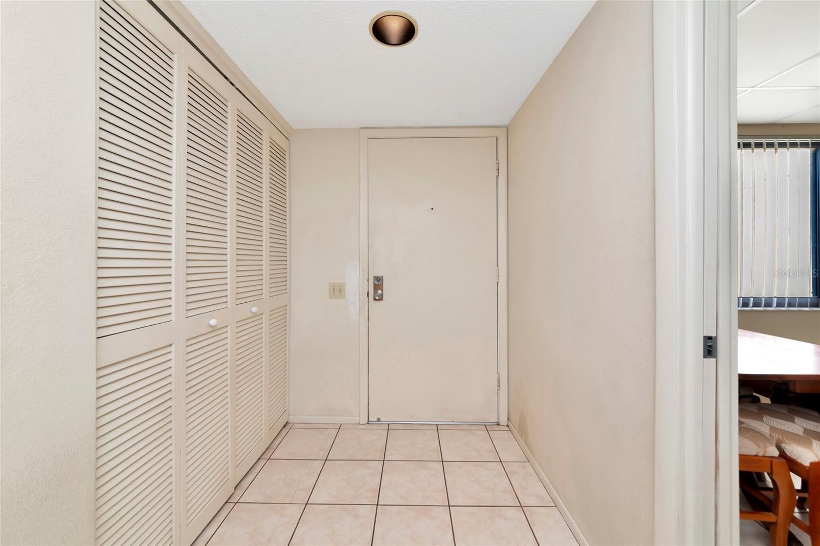 211 WOODLAND DR #211