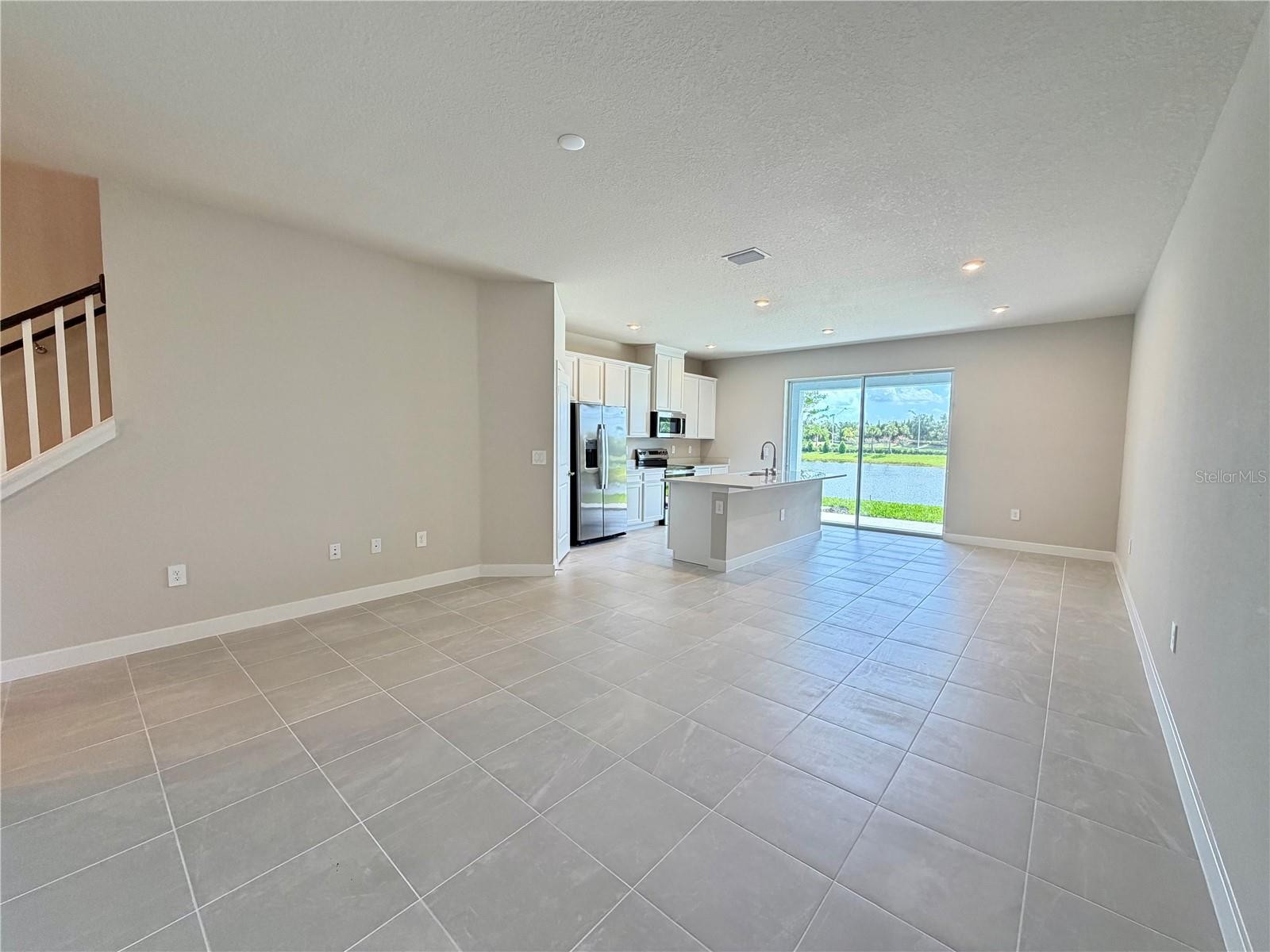 12326 AMBER CREEK CIRCLE