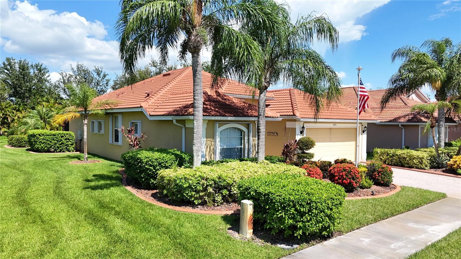 6896 TALON BAY DR