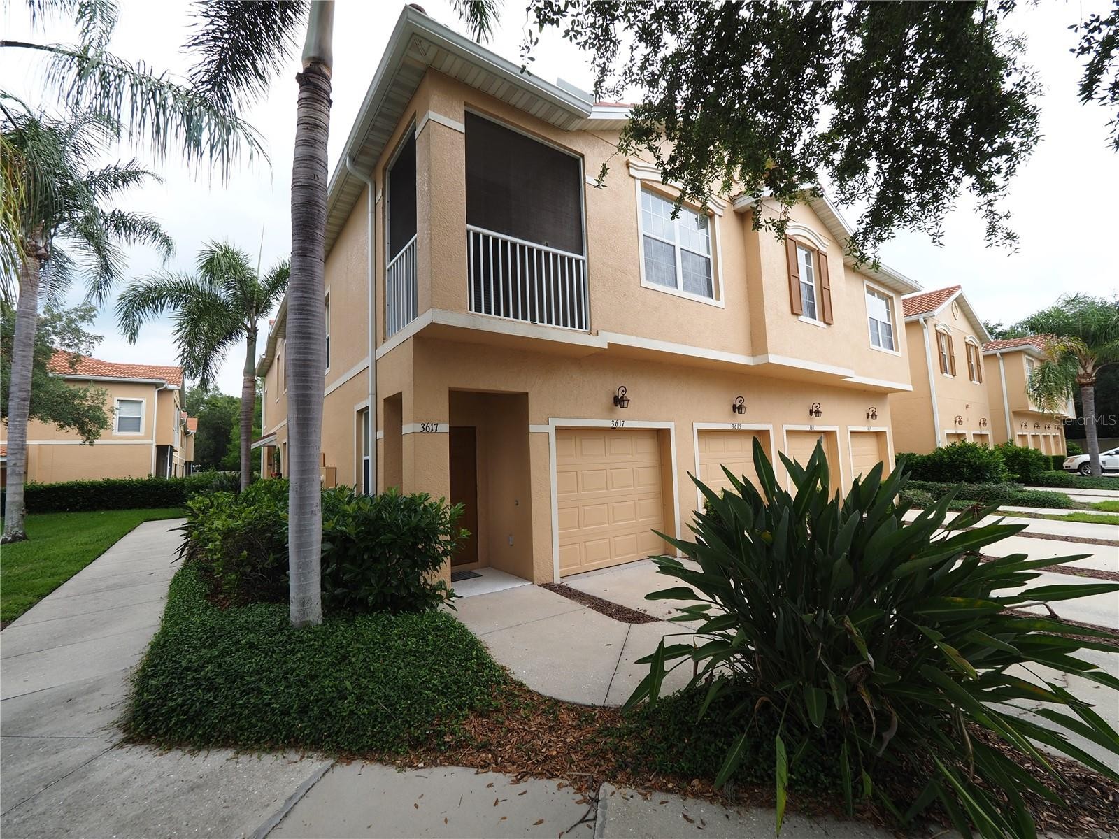 3617 PARKRIDGE CIR #11-202
