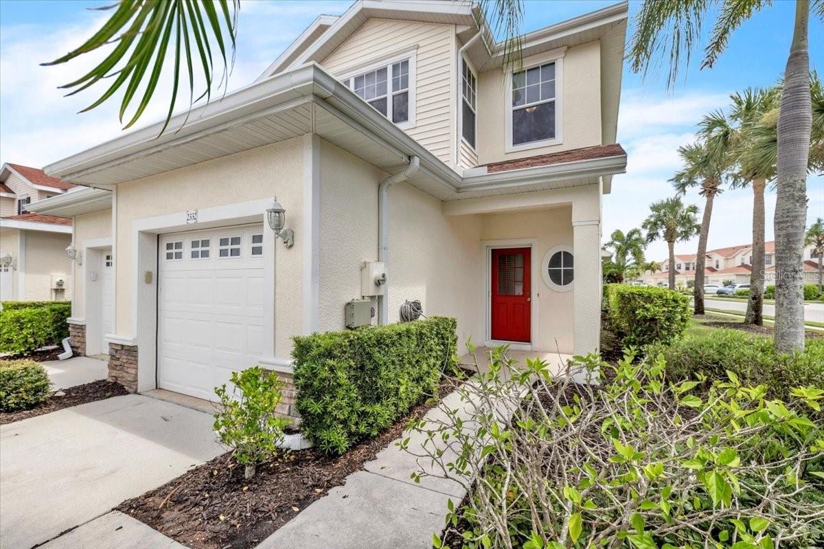 2332 ROSEWOOD LN
