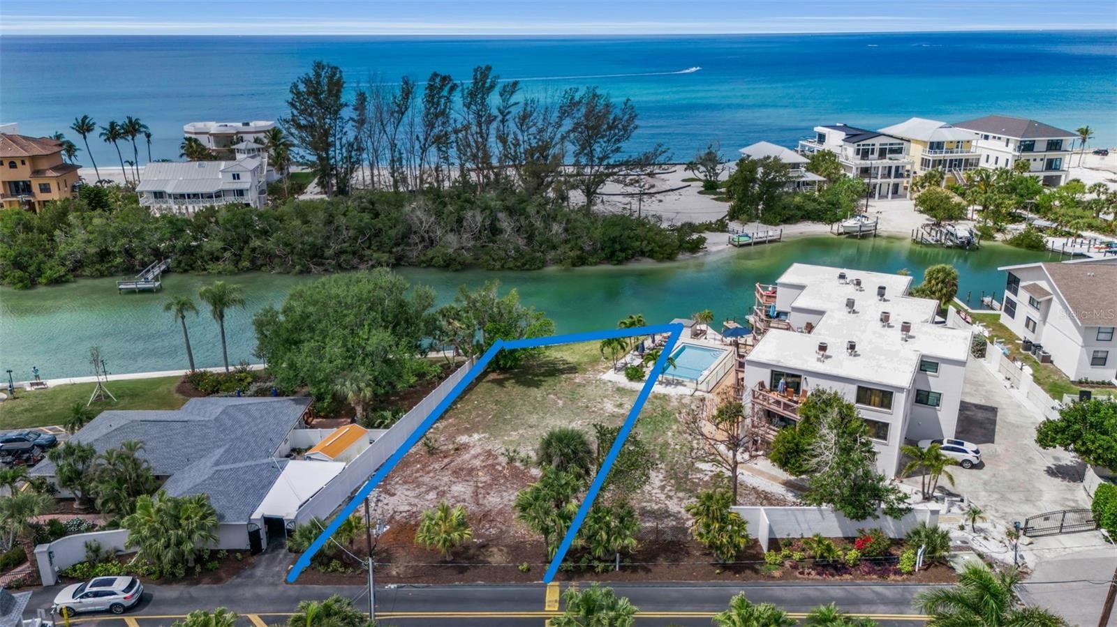 9244 MIDNIGHT PASS RD