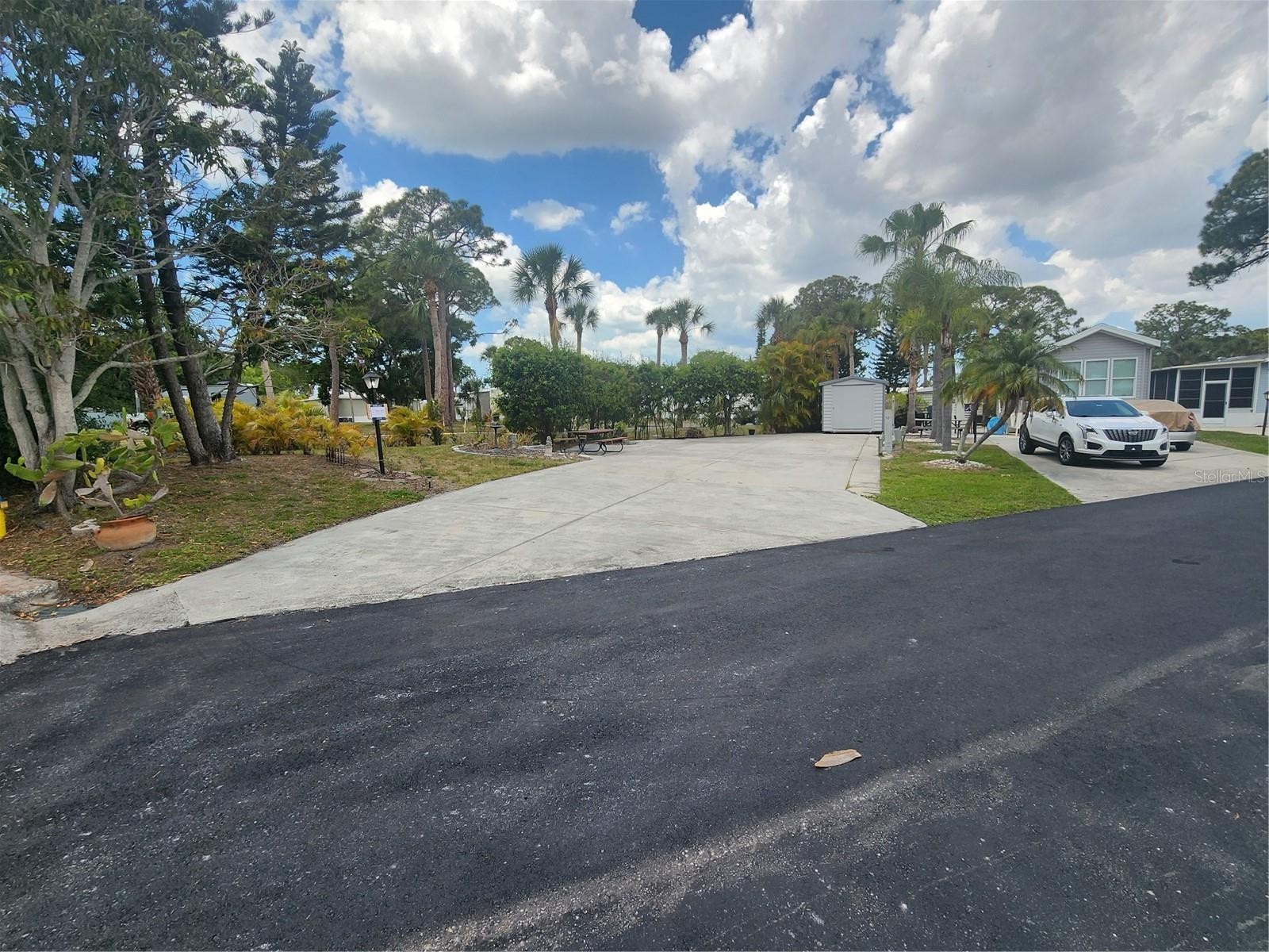 1674 UNIVERSITY PKWY #328