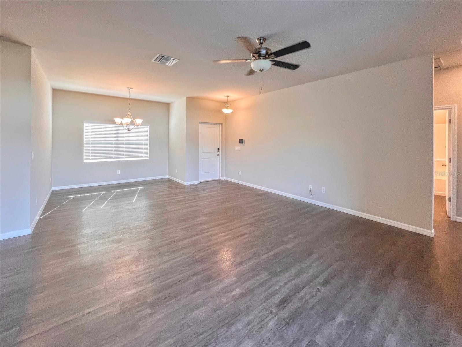 2166 CARPENTER LN
