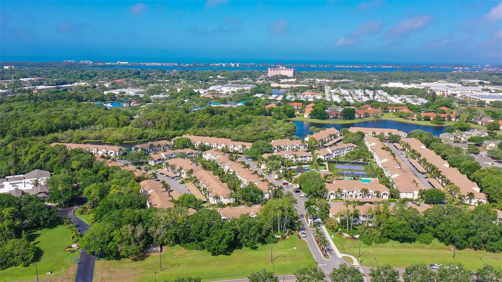 4205 CASTLEBRIDGE LN #1112