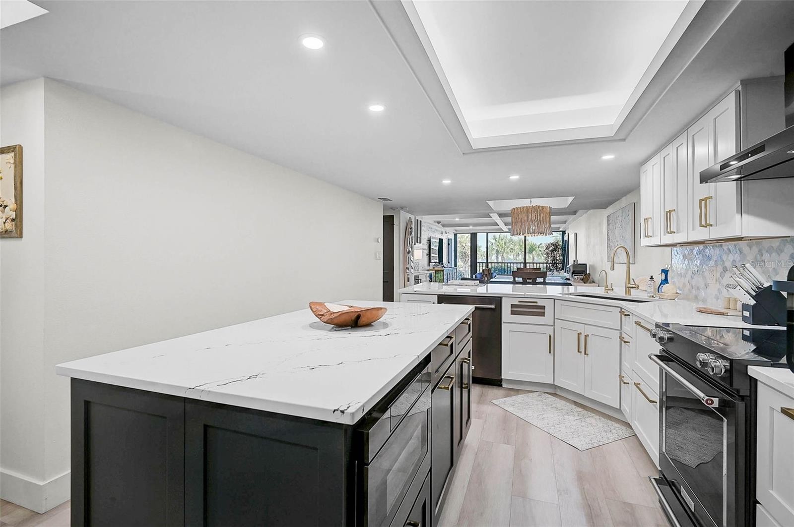 5790 MIDNIGHT PASS RD #104