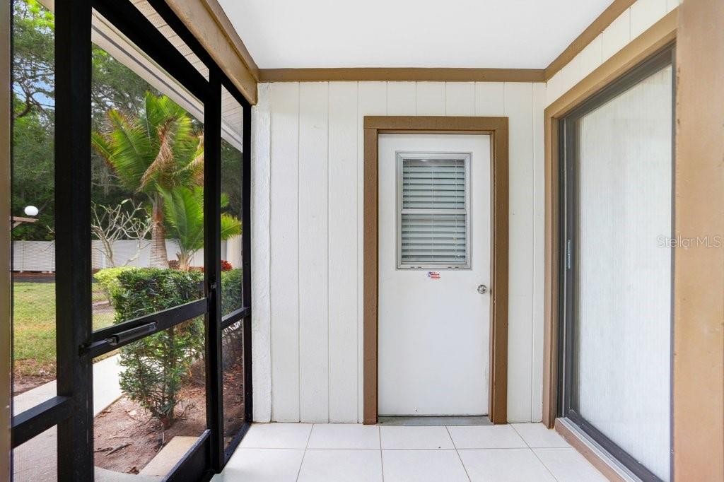 4742 OAK HILL DR #12