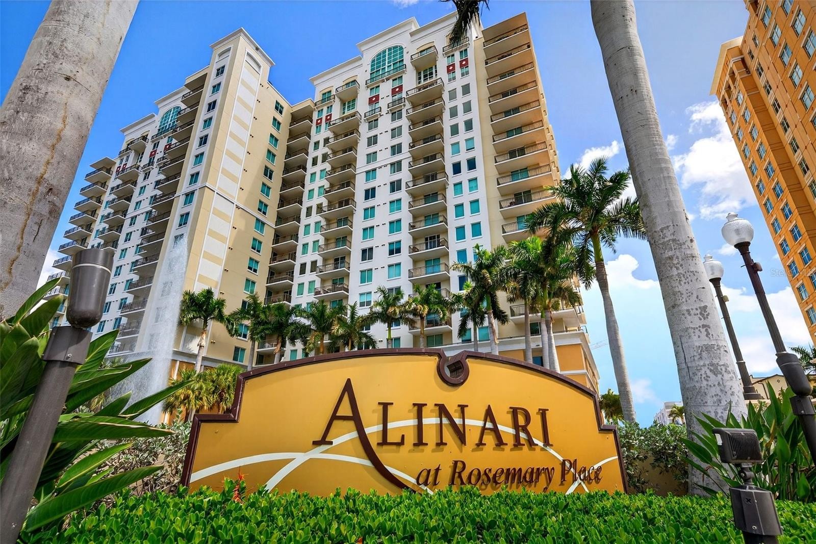 800 N TAMIAMI TRL #1217