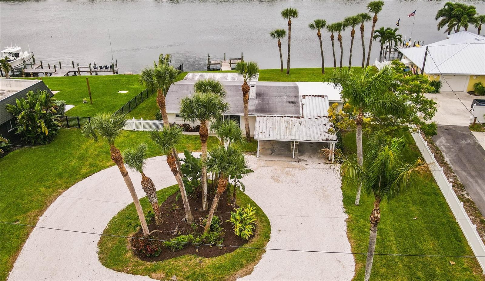 321 BAYSHORE RD