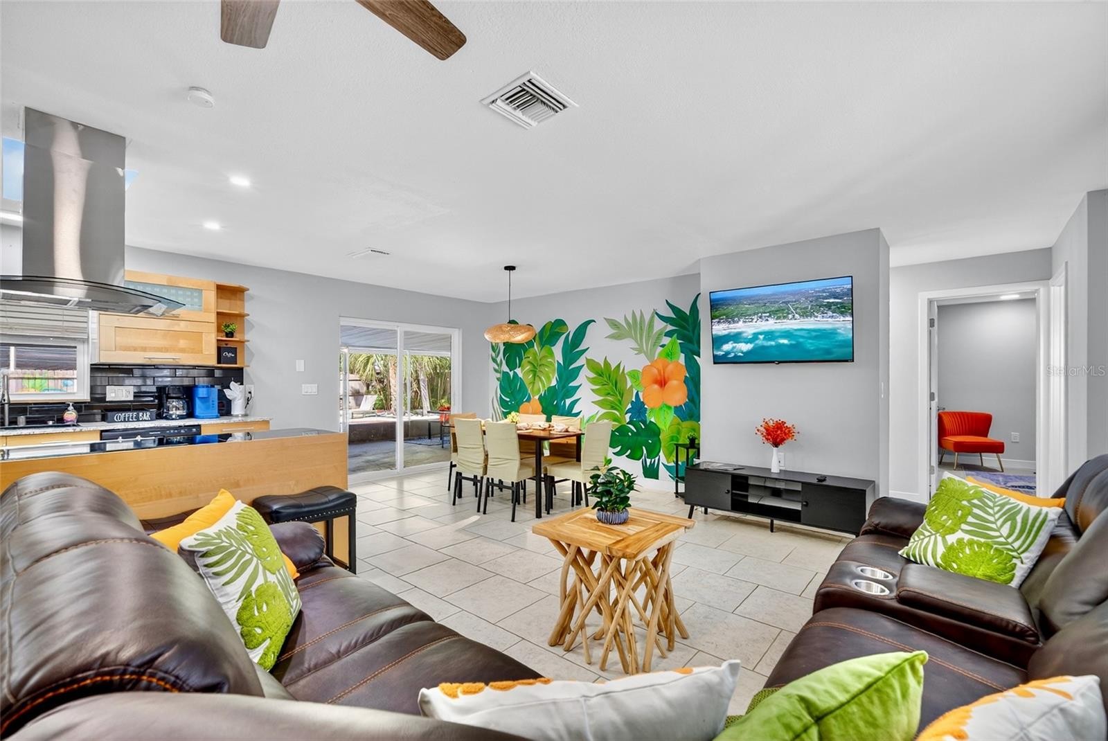 3044 GOLDEN RAIN DR